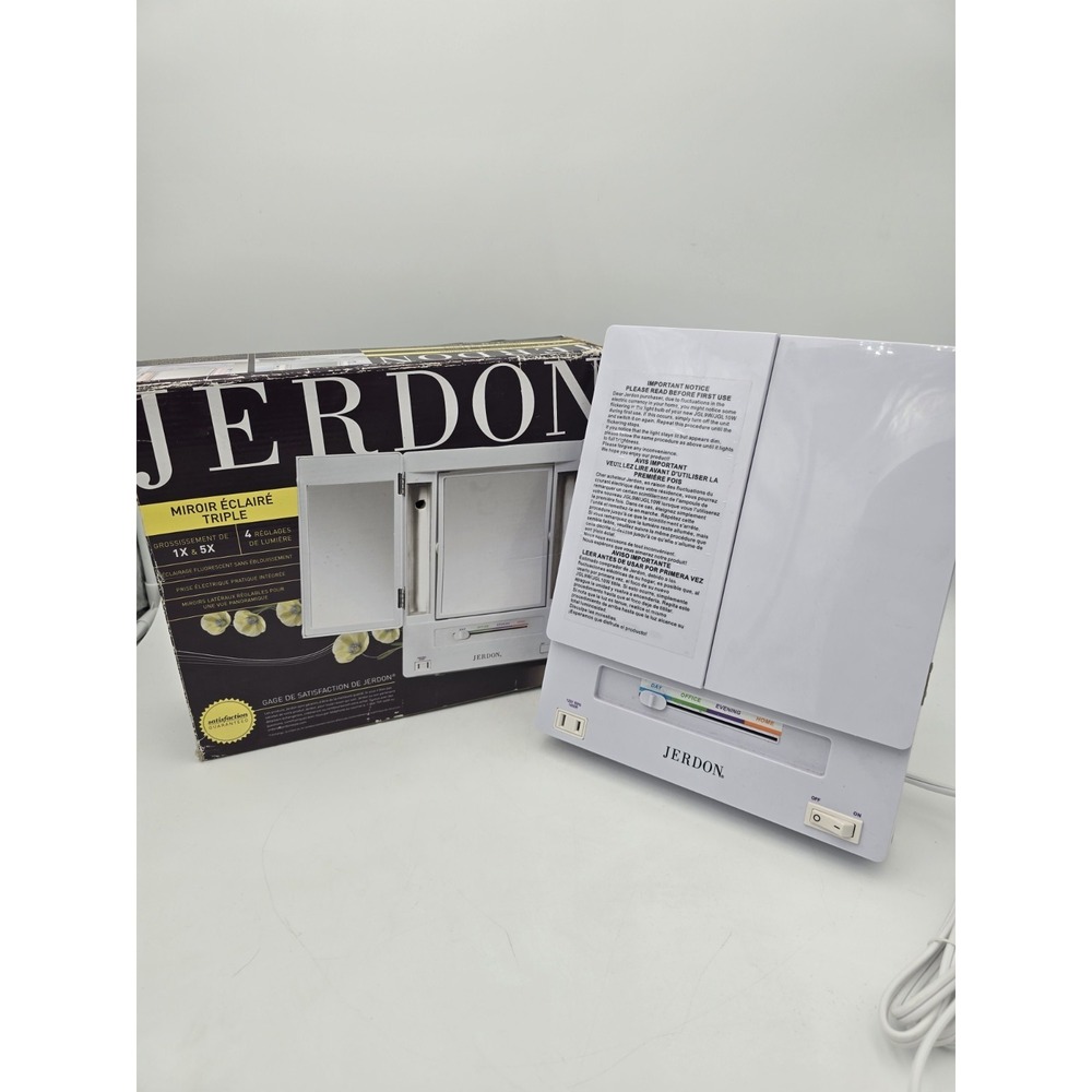 Jerdon Tri-Fold Lighted Mirror 1x 5x Magnification 4 Light Settings  Fluorescent